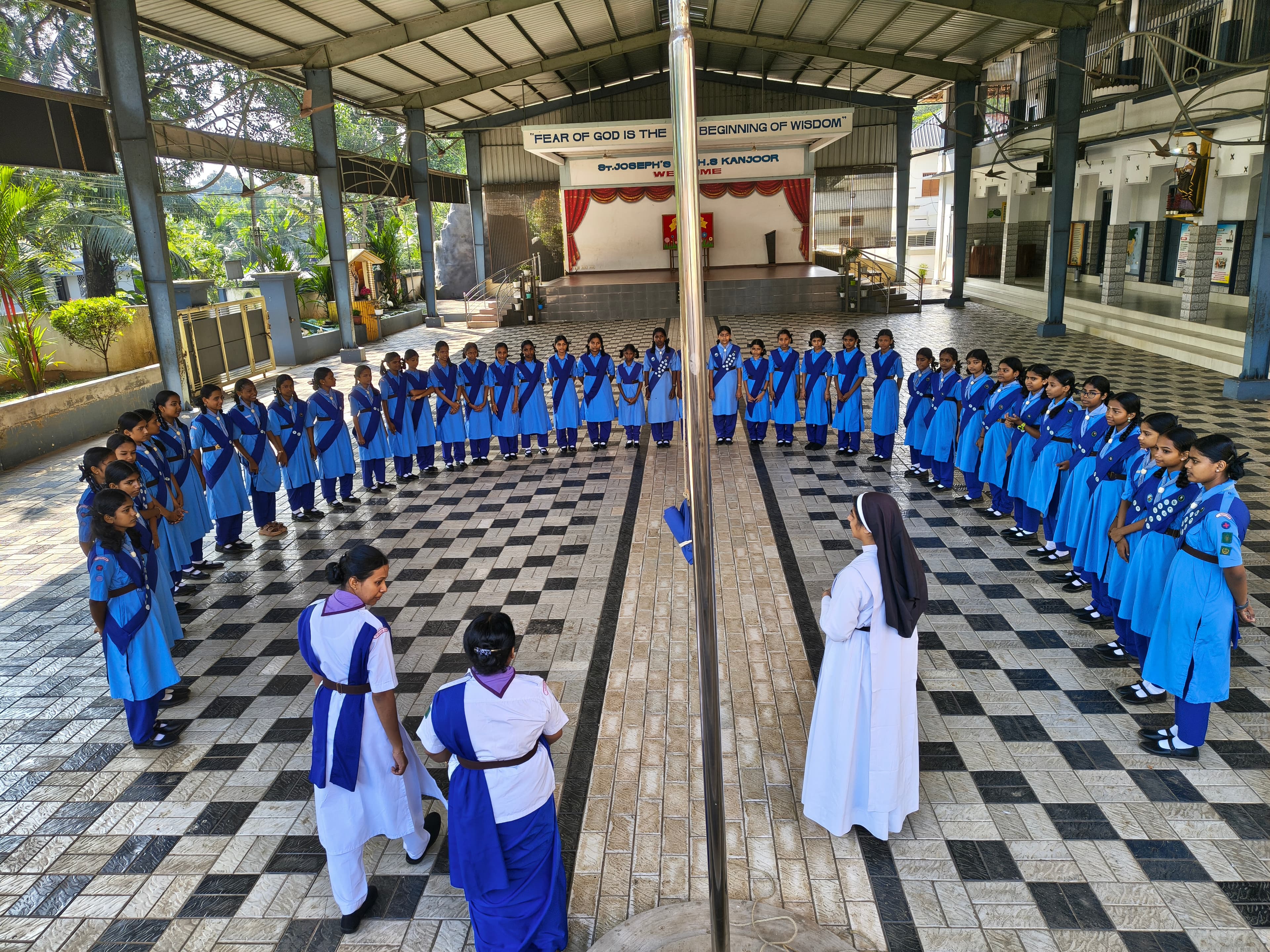 Scouts & Guides